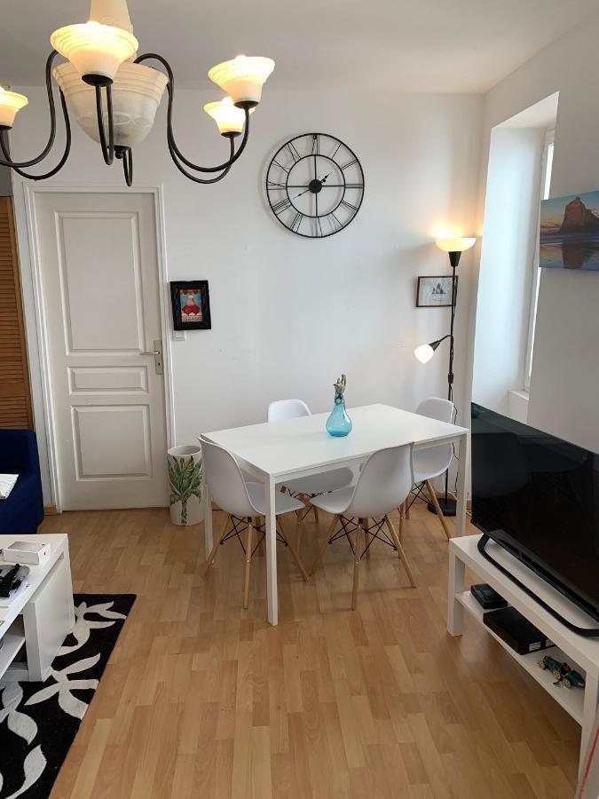Biarritz Centre, Pres Avenue De Verdun, Cosy Apt 2 Pieces , Salon , Chambre Separe, Rue Tres Calme A 10 Minutes A Pied De La Grande Plage Exterior photo